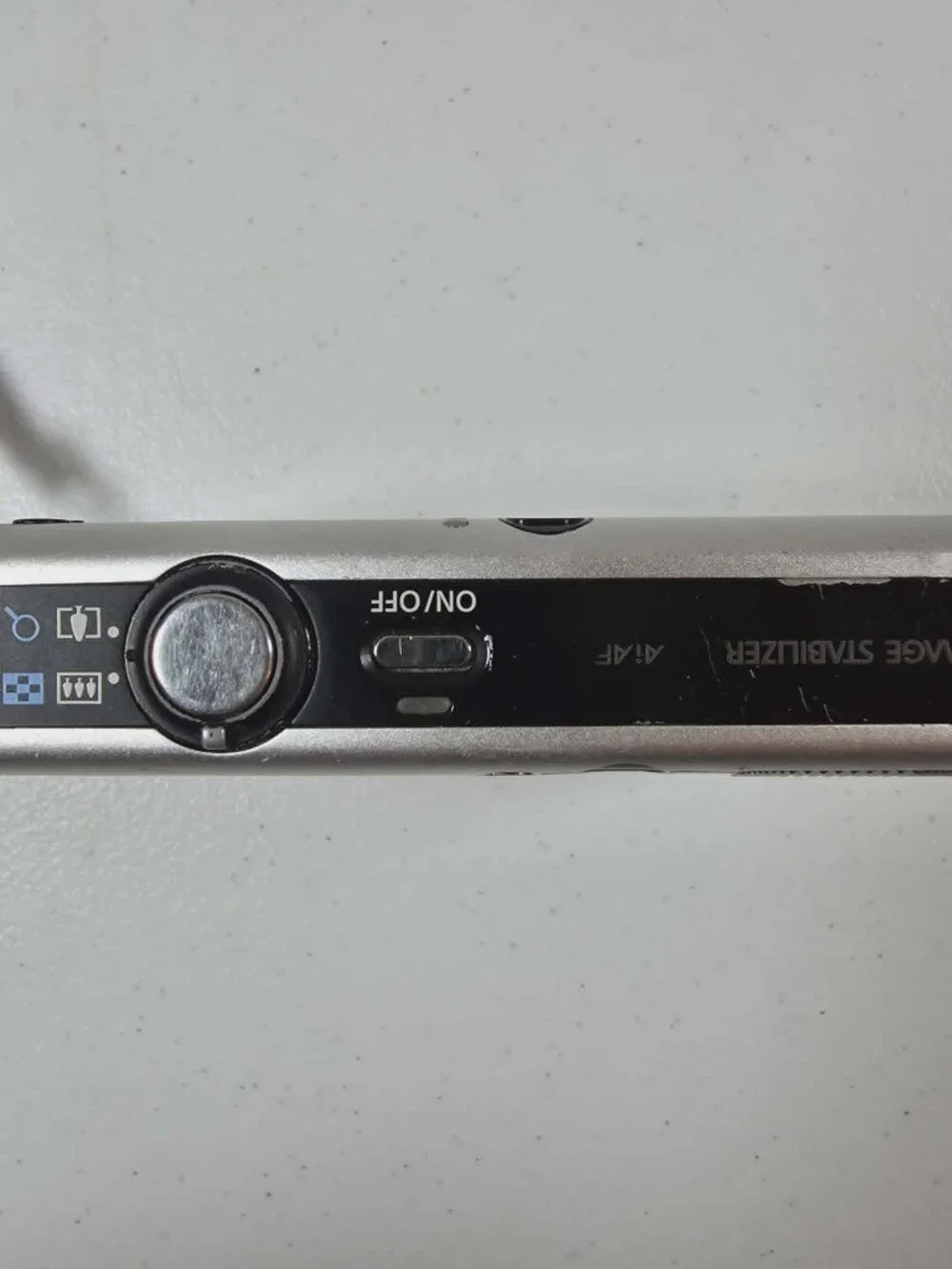 CANON POWER SHOT SD1100 IS DIGITAL ELPH SILVER CAMERA **READ**